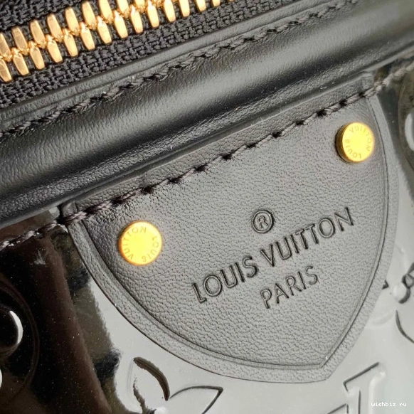 WIS CANNES LOUIS VUITTON 1026